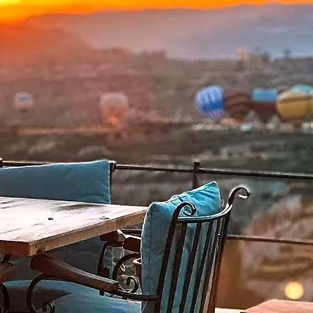 Karma Cappadocia ベッド・アンド・ブレックファスト ウチヒサール