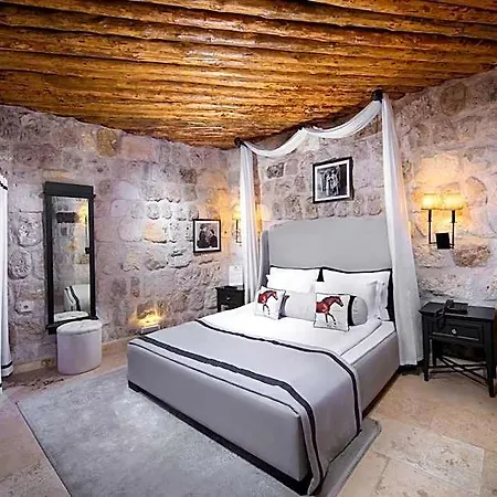 Karma Cappadocia ベッド・アンド・ブレックファスト ウチヒサール